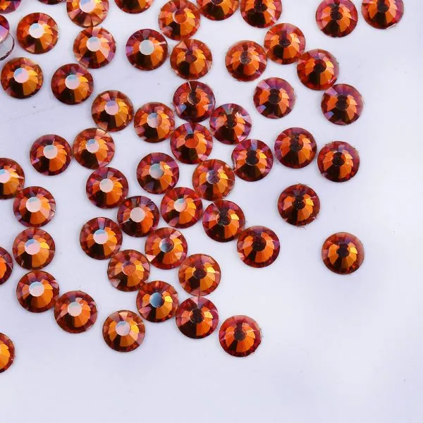 Orangegold farbige Strasssteine für Nägel. Für Nagelstudio oder Homestudio in der Schweiz