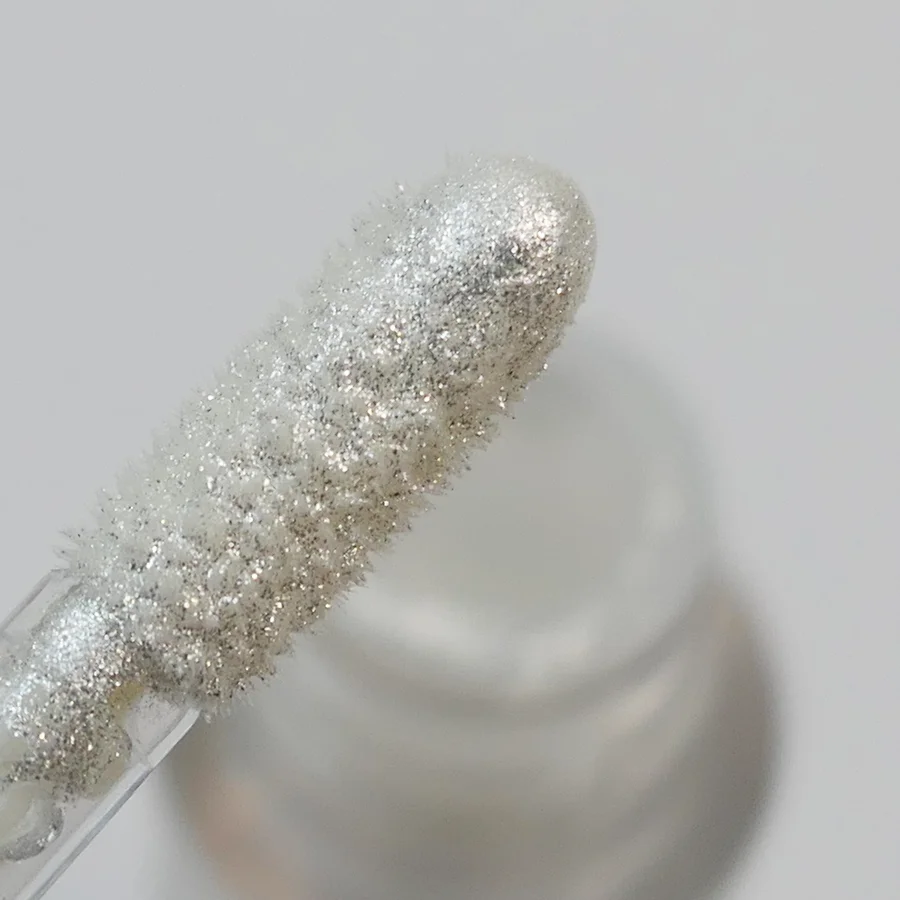 aurora nägel pigment in weiss